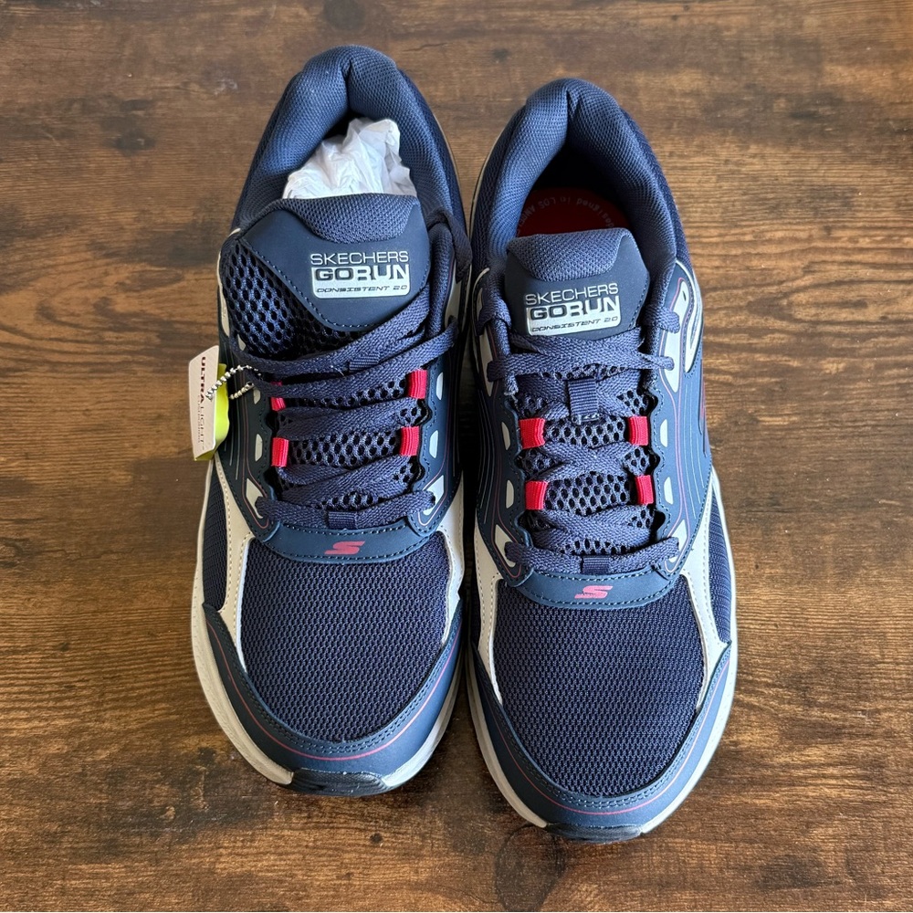 SKECHERS • running shoe